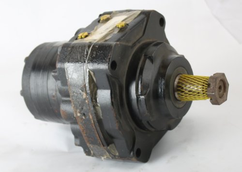 PARKER HYDRAULIC ORBITAL DRIVE MOTOR  8.6 IN DISPL