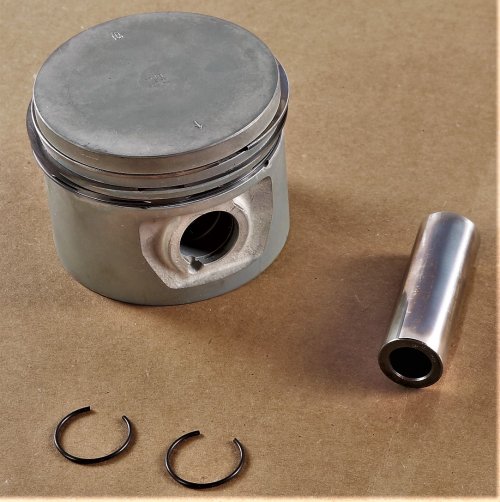 VOLVO PENTA PISTON KIT