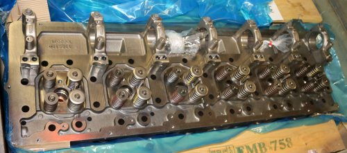 VOLVO PENTA CYLINDER HEAD