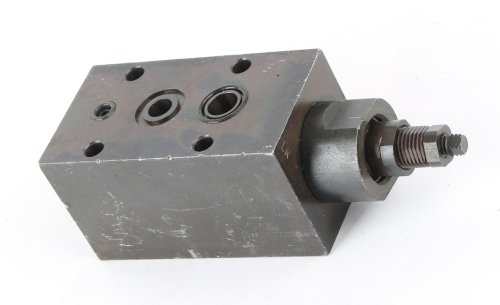 JLG VALVE  HOLDING