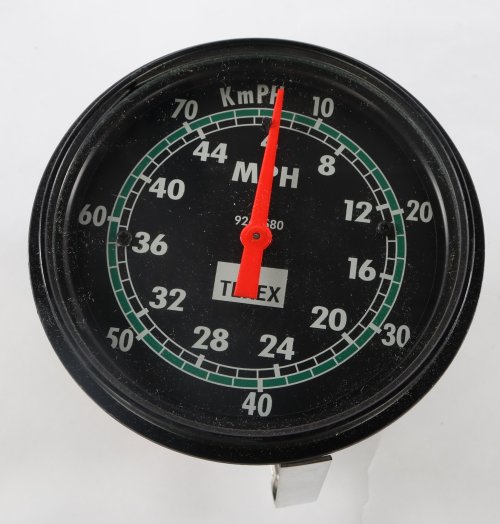 JONES INSTRUMENT SPEEDOMETER