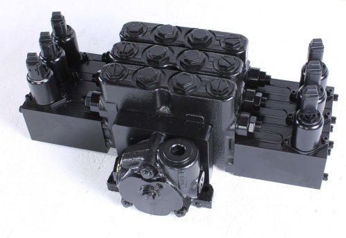 VOLVO HYDRAULIC Valve 3 bank