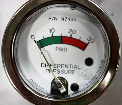 QUINCY COMPRESSOR DIFFERENTIAL PRESSURE GAUGE