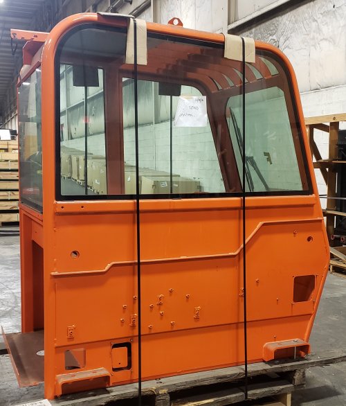 JLG ENCLOSED CAB