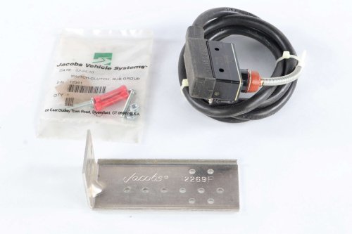 JACOBS VEHICLE SYSTEMS / JAKE BRAKE SWITCH - CLUTCH