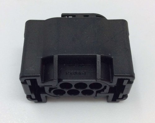 AMP INC CONNECTOR HOUSING 6 POSITION