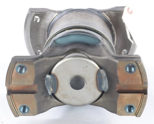 DANA SPICER DRIVE SHAFT WING BEARING SLIP YOKE