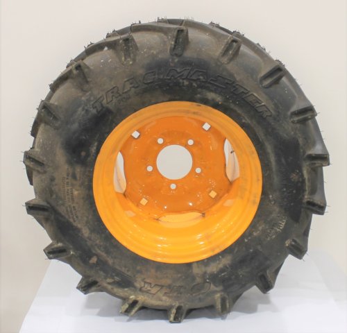 YANMAR TIRE KIT REAR R1 R