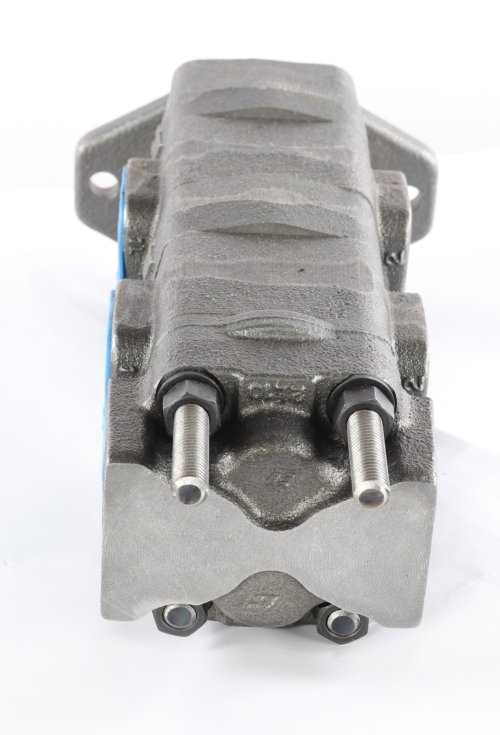 COMMERCIAL INTERTECH HYDRAULIC TRIPLE GEAR PUMP