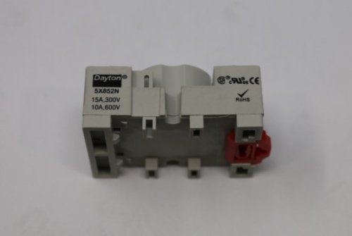 DAYTON 8 PIN OCTAL SOCKET 15A 300V