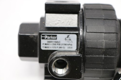 PARKER PRESSURE REGULATOR W/GAUGE 175 °F MAX OPER TEMP