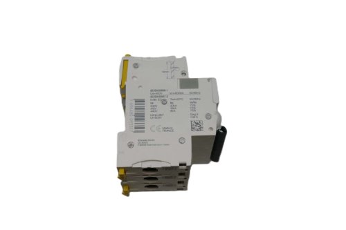 SCHNEIDER ELECTRIC CIRCUIT BREAKER 3P 32A C IC60N