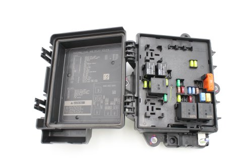 VOLVO FUSE BOX ASSEMBLY